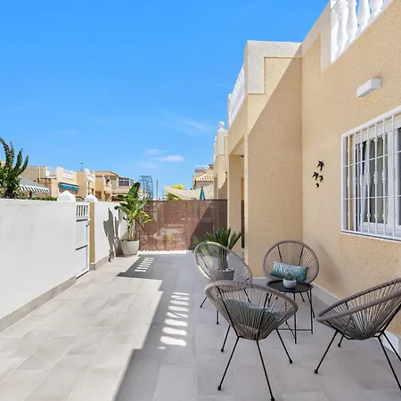 Dolce Con Piscina Comunitaria En *